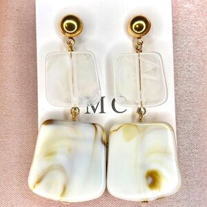 NWT Cream Resin Square Drop Earrings